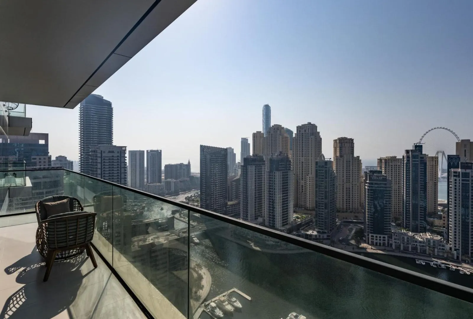 ドバイContemporary 3Br With Stylish Interiors - Vida Marina 28アパートメント