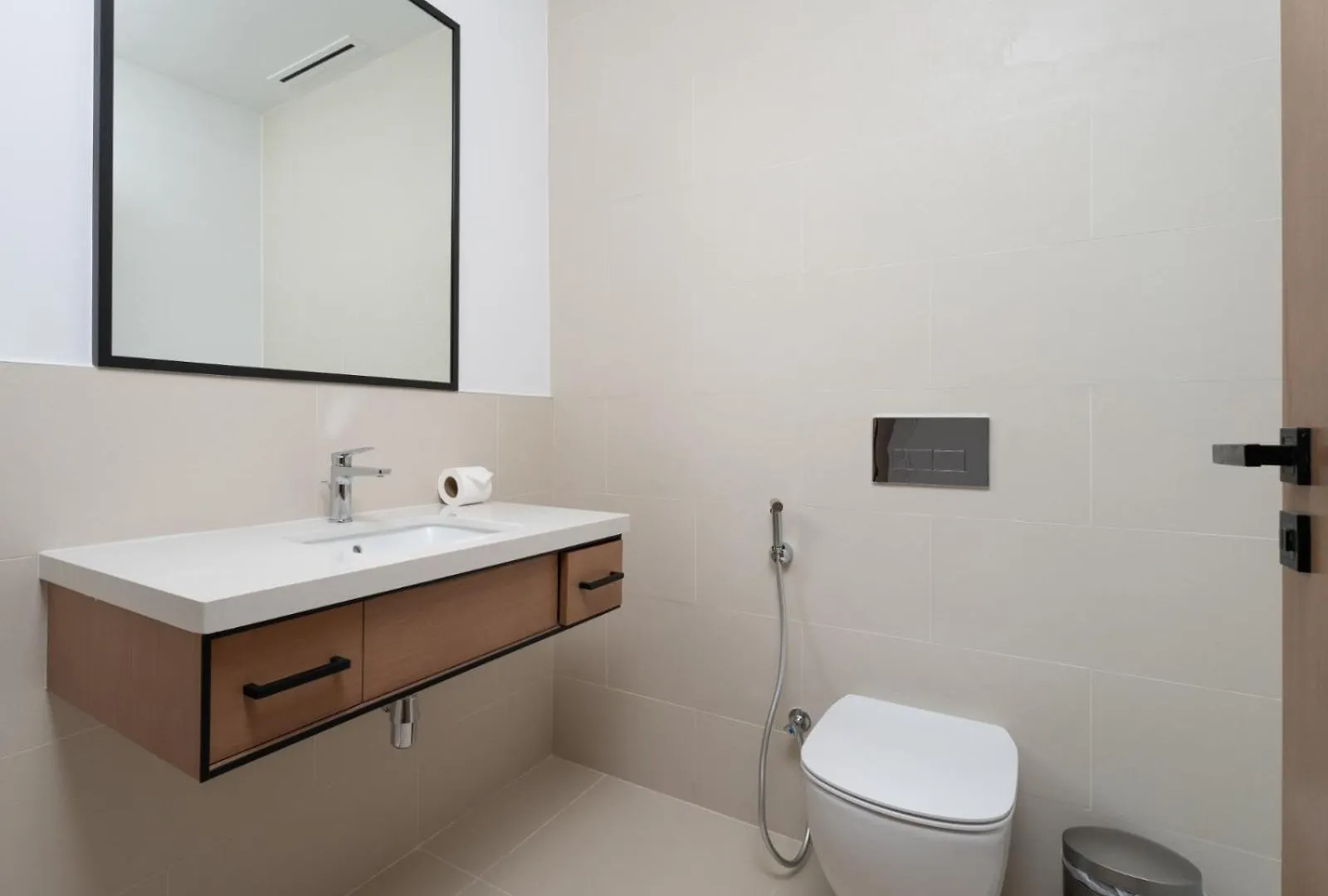 Apartament Contemporary 3Br With Stylish Interiors - Vida Marina 28 Dubaj